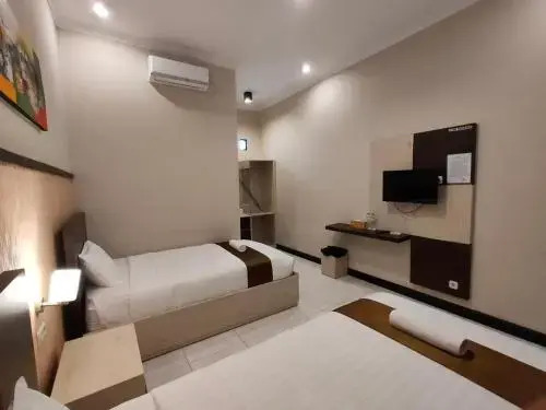 Матарам: Hotel Orizatha