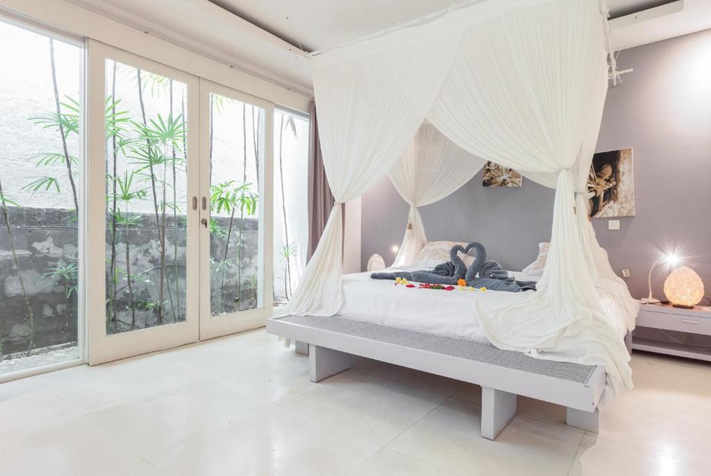 Керобокан: Villa Bliss a paradise of three independent Villas