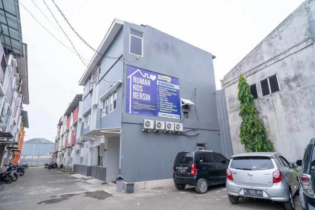 KoolKost Syariah @ Jl Kelapa Dua Raya Tangerang (Minimum Stay 6 Nights) — фото 1