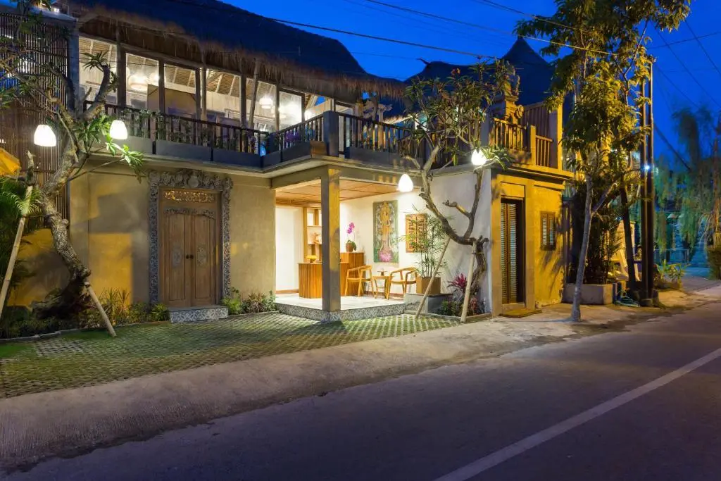 Убуд: Bije Boutique & Gallery
