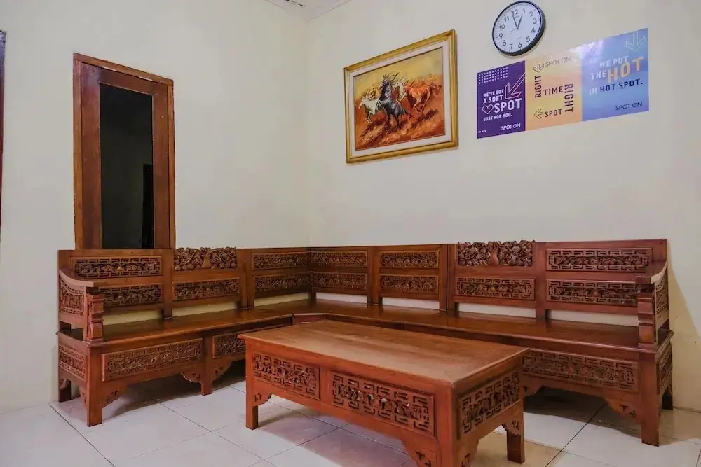 Маланг: SPOT ON 2368 Dahlia Homestay Family Residence