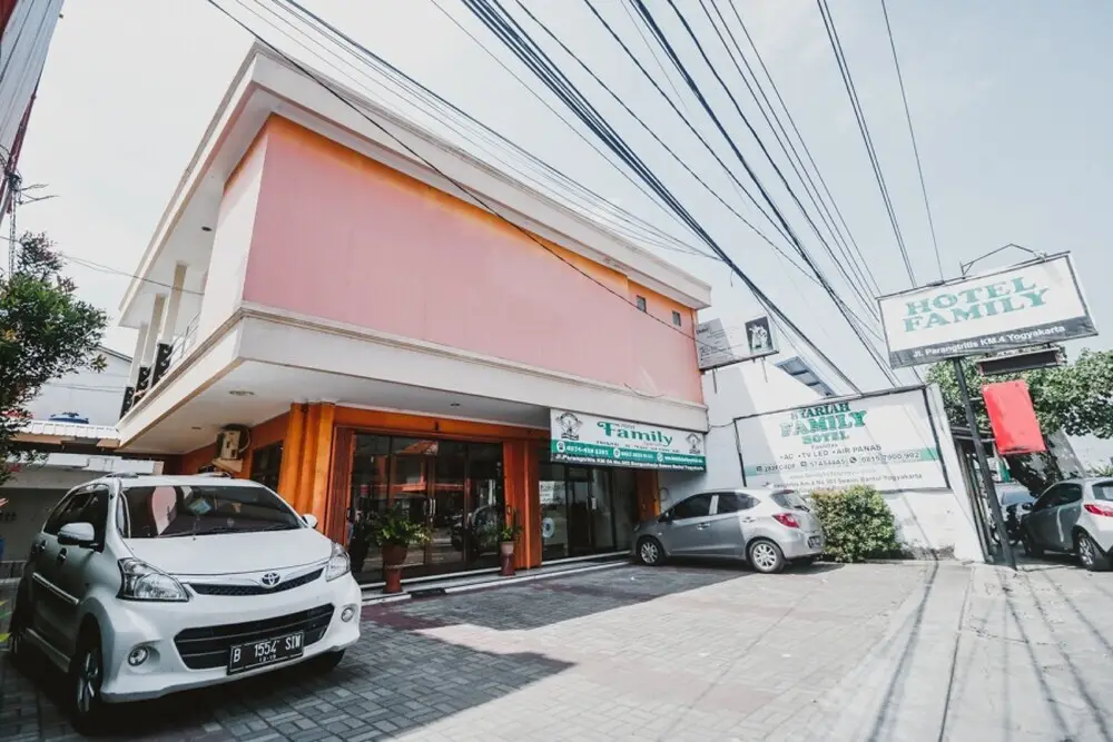 Hotel Family Syariah 2 by RedDoorz — фото 1