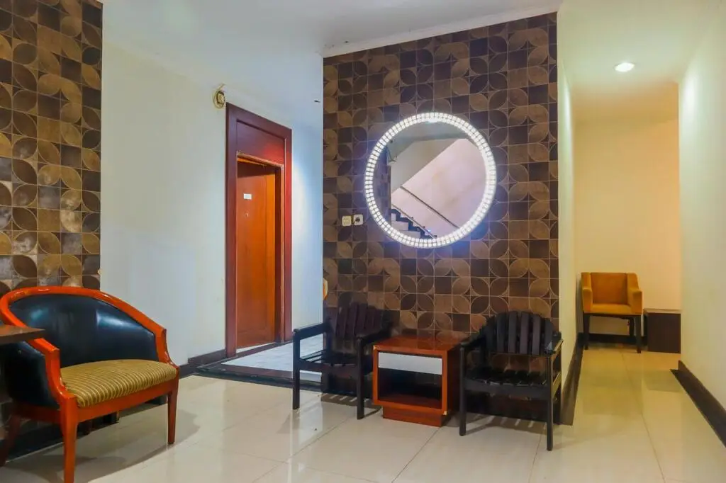 Джакарта: OYO Flagship 3563 New Mg Hotel