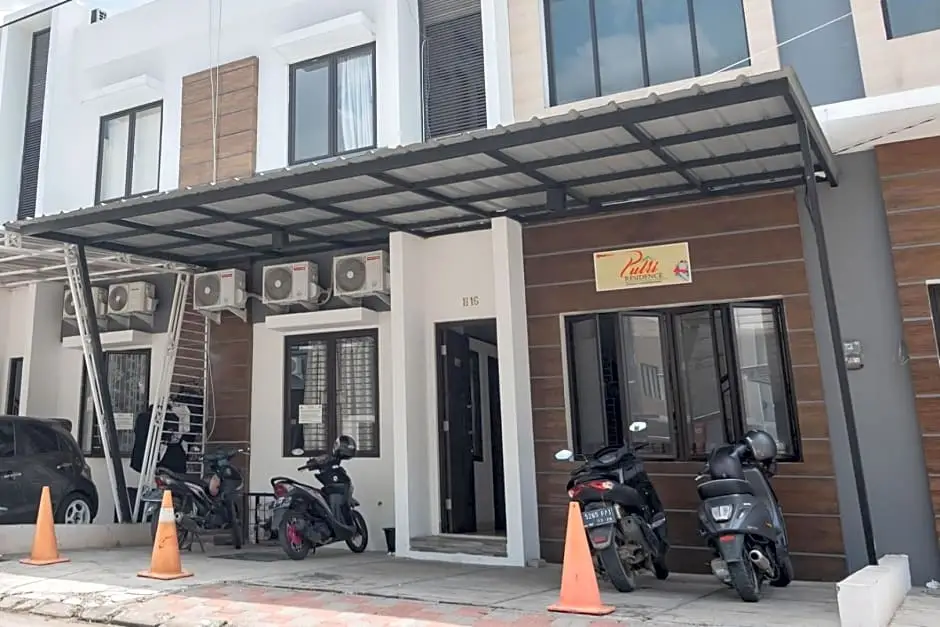 Караванг: Putri Residence Karawang RedPartner
