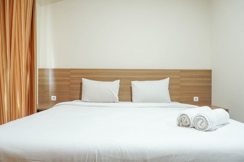 Джакарта: Minimalist And Comfy Puri Orchard Studio Apartment