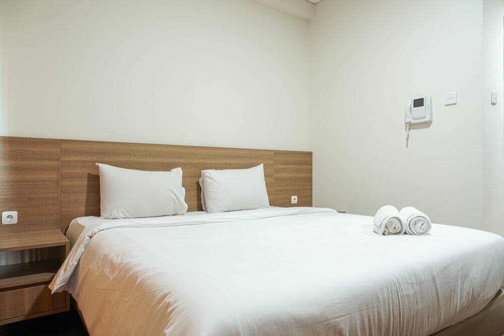 Джакарта: Minimalist And Comfy Puri Orchard Studio Apartment