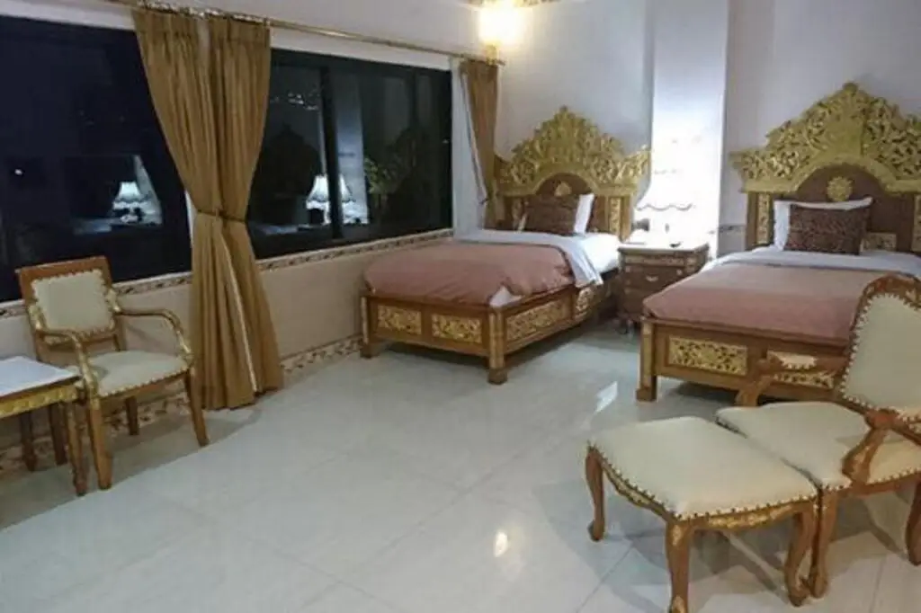 Сизаруа: Seruni Hotel Gunung Salak
