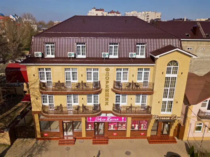 Анапа: Гостевой дом Флоренция г-к. Анапа ул. Красноармейская, 23