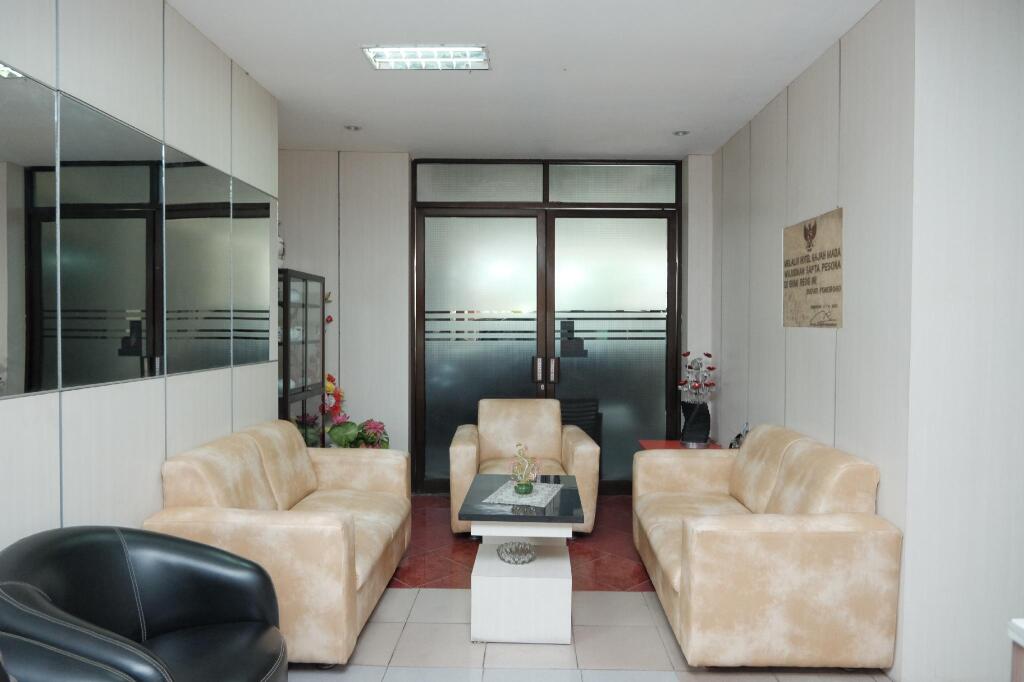 Понорого: Hotel Gajah Mada