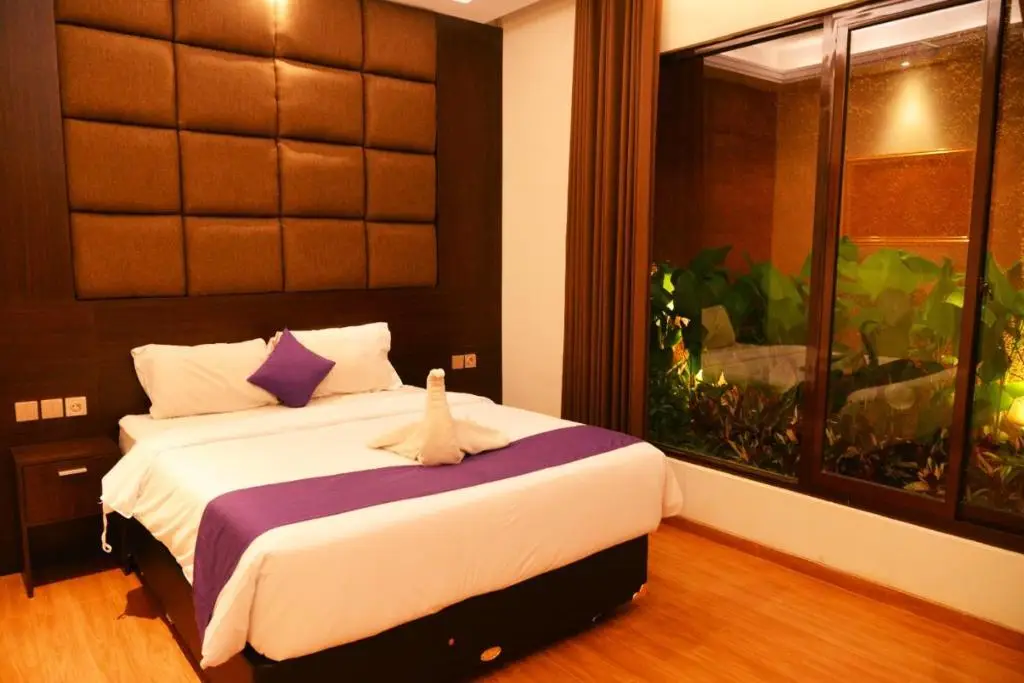 Суракарта: Grand Sahman Hotel