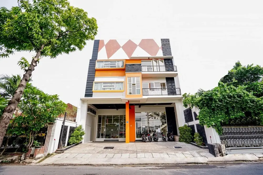Сурабая: Pratisarawirya Guesthouse by ecommerceloka