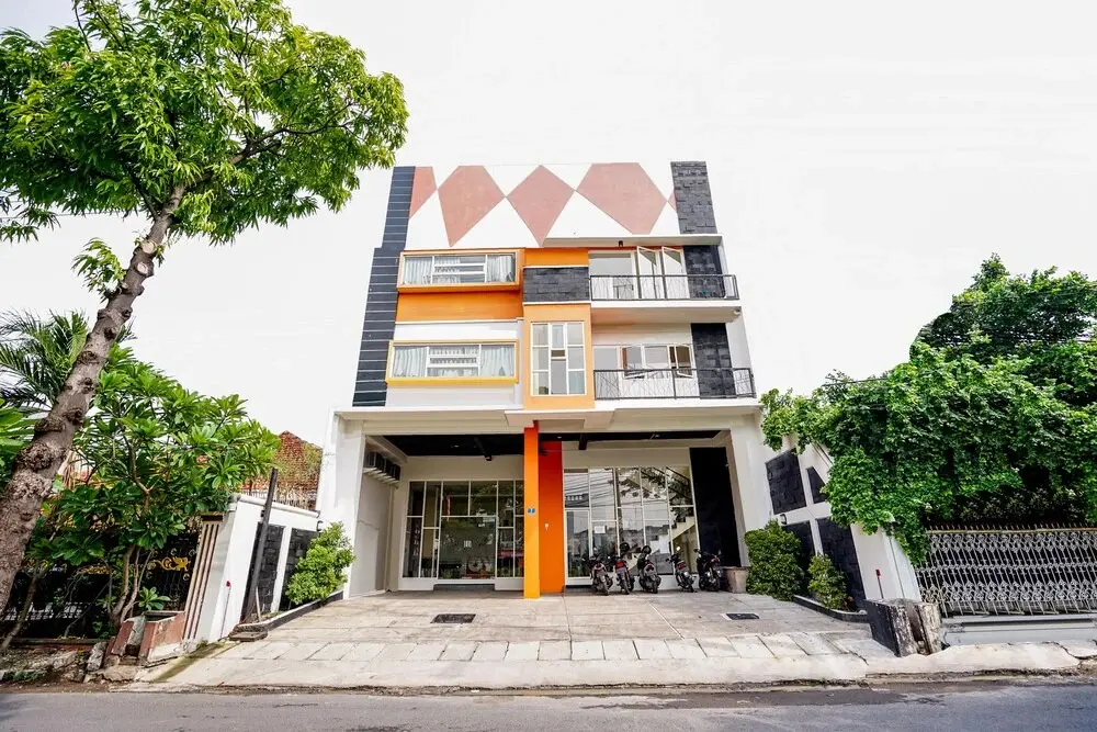 Сурабая: Pratisarawirya Guesthouse by ecommerceloka