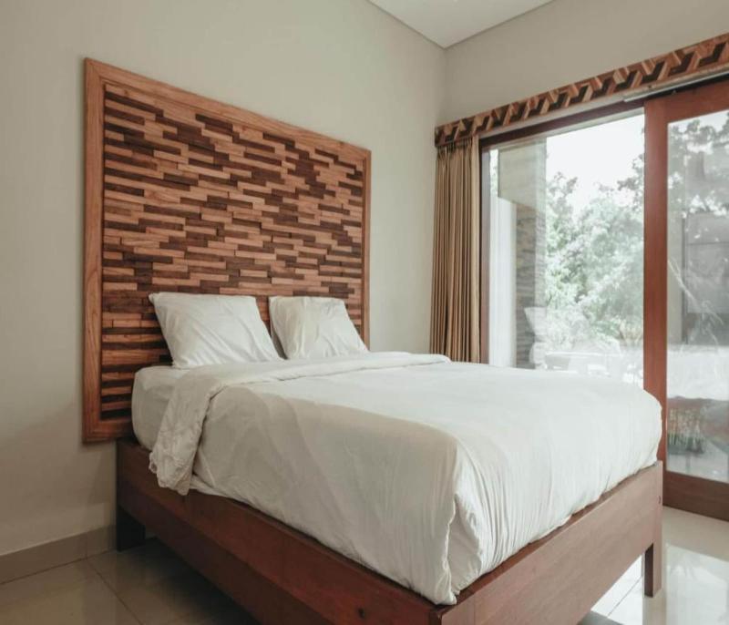 Табанан: Sekar Arum Riverside Resort in Canggu by ZUZU