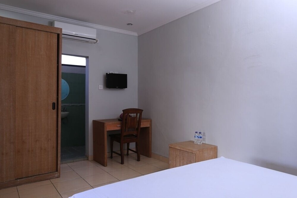 Денпасар: RedDoorz @ Hangtuah Renon