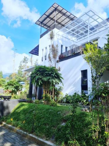 Сизаруа: Villa Fiore Puncak