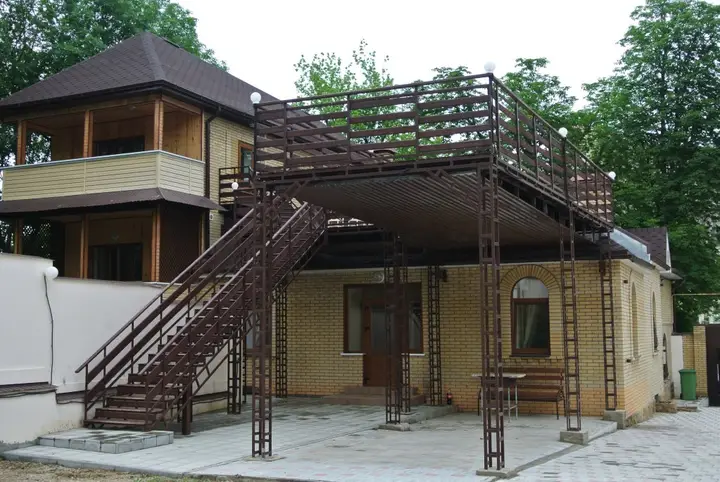Кисловодск: Гостевой дом Город солнца