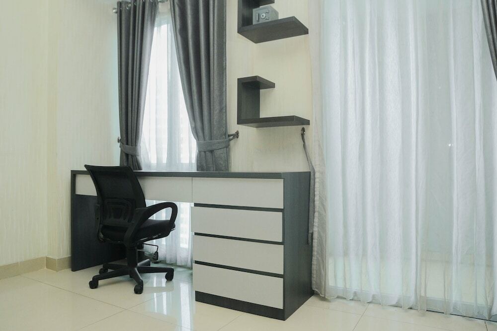 Бекаси: Nice View Studio Apartment @ Grand Dhika City