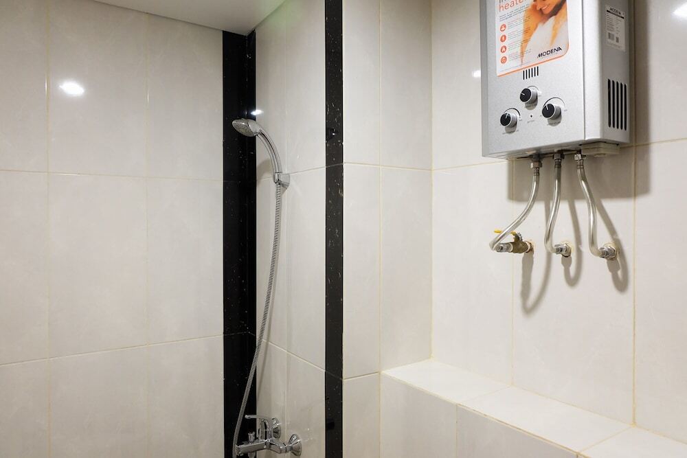 Бекаси: Best View Studio Apartment @ Grand Kamala Lagoon By Travelio