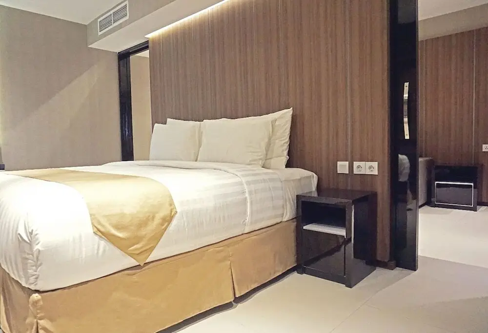 Джакарта: Golden Tulip Passer Baroe