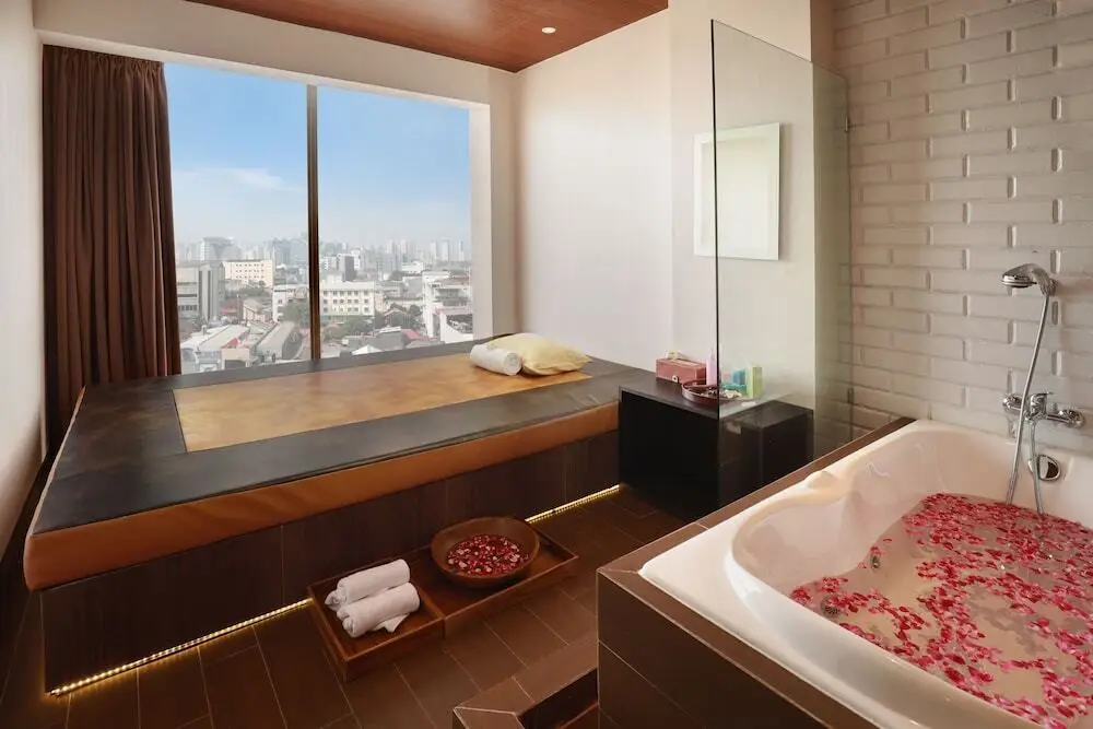 Джакарта: Golden Tulip Passer Baroe