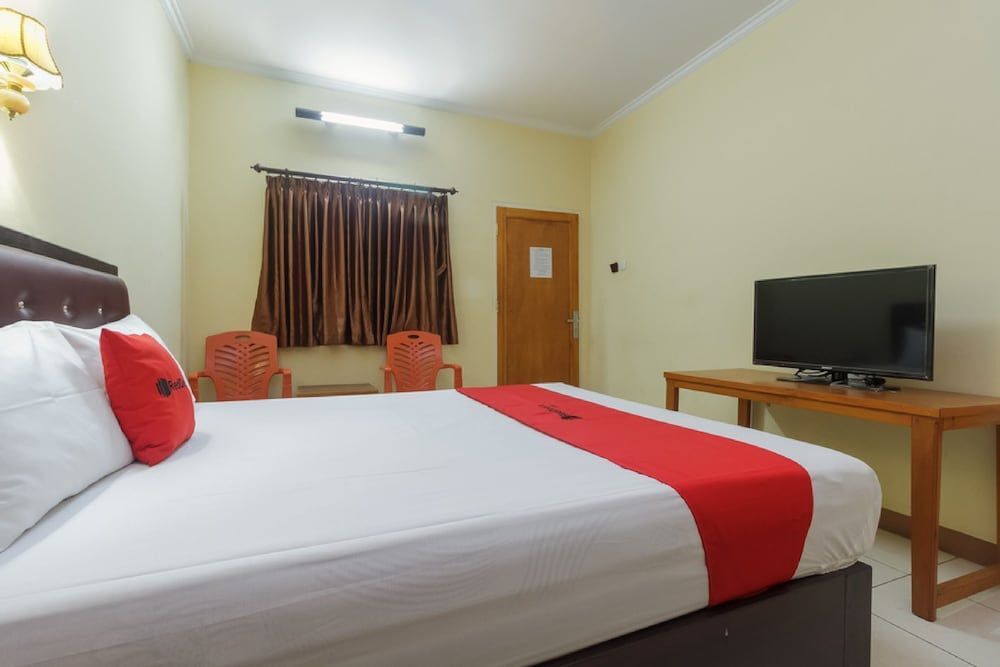 Манадо: Reddoorz Near Jalan Samratulangi 2
