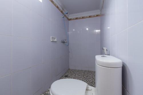 Манадо: Reddoorz Near Jalan Samratulangi 2