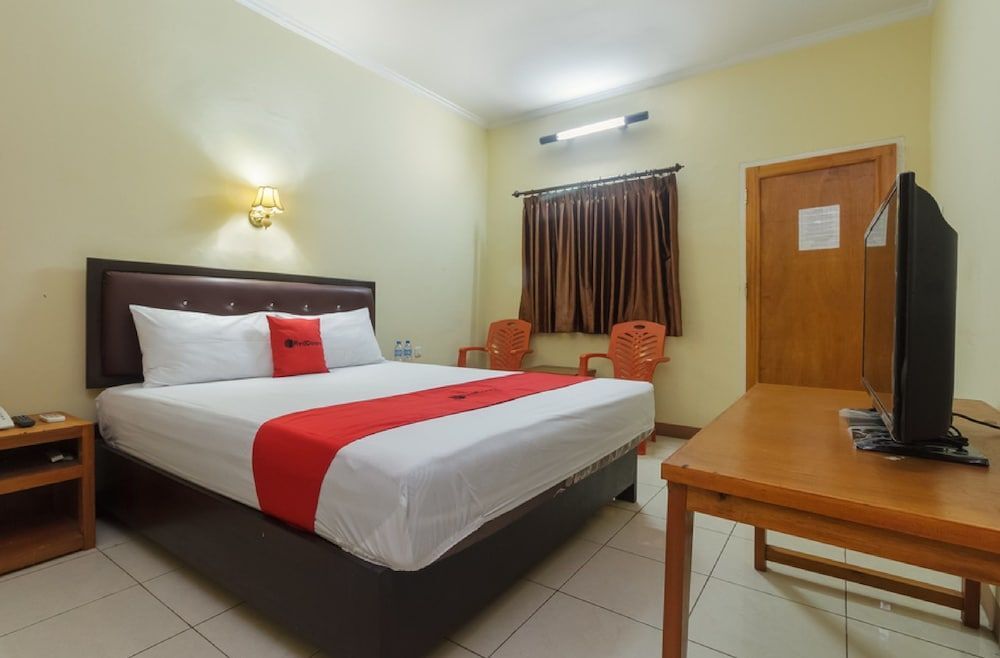 Манадо: Reddoorz Near Jalan Samratulangi 2