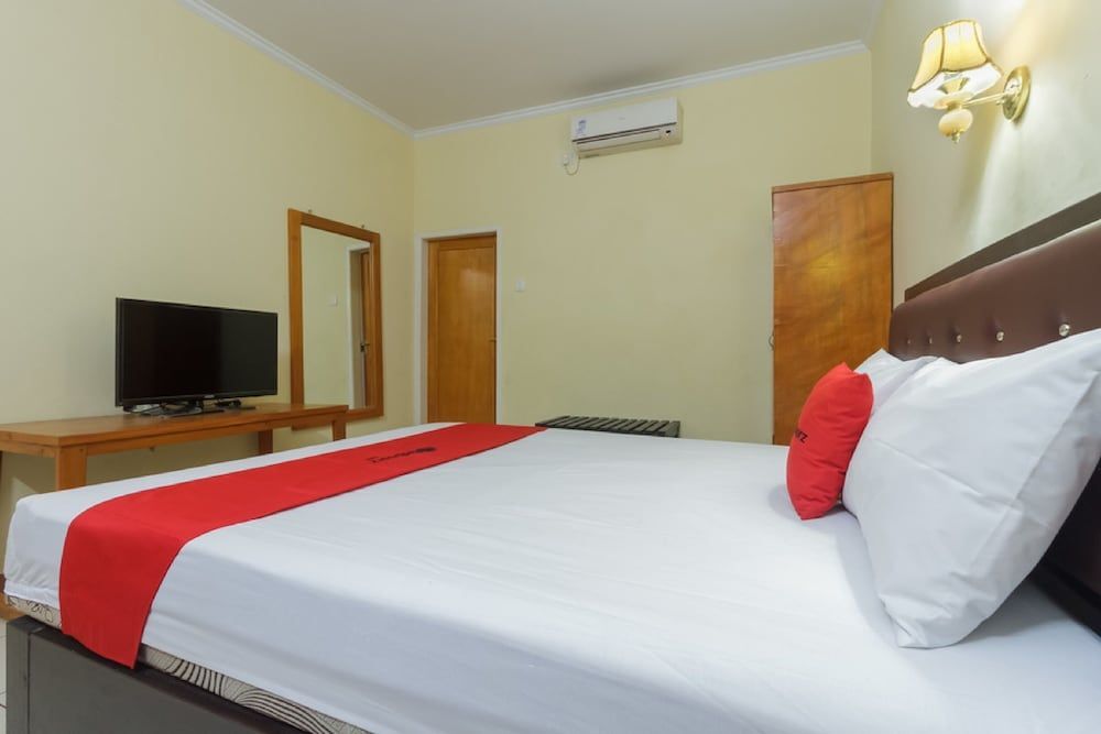 Манадо: Reddoorz Near Jalan Samratulangi 2