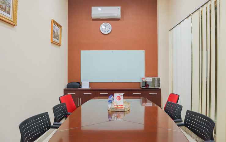 Джакарта: OYO 1252 Puri Inn