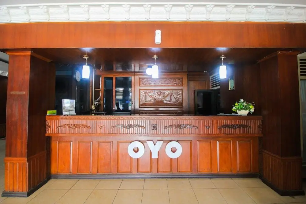 Пеканбару: Oyo 1298 Dlira Syariah Hotel