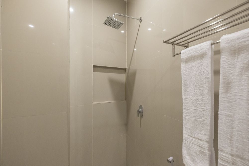 Макассар: OYO 1679 Hotel Century Makassar