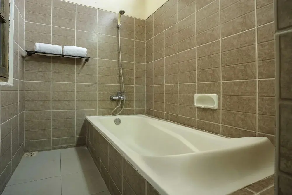 Джокьякарта: OYO 804 Ndalem Maharani Guest House