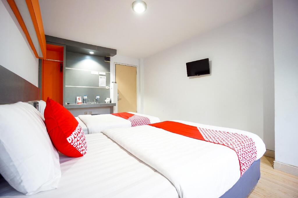 Манадо: Oyo 955 Hotel Boulevard