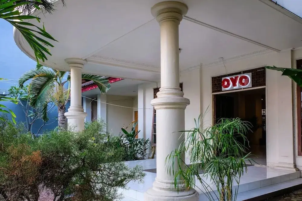 Oyo 972 Griya Asri Hotel Mataram — фото 1