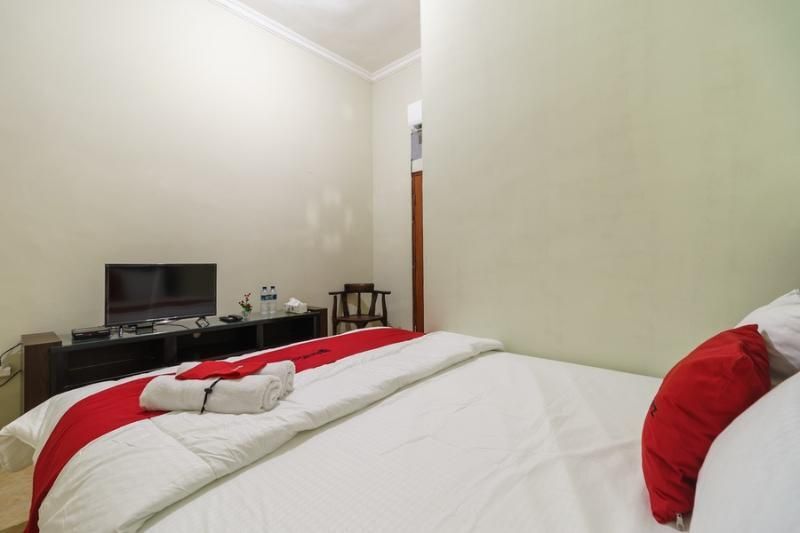 Тангеранг: Reddoorz Near Stasiun Poris Tangerang