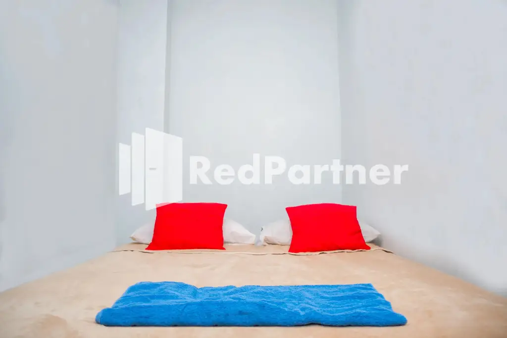 Бандунг: Hotel C18 @ Cibaduyut RedPartner
