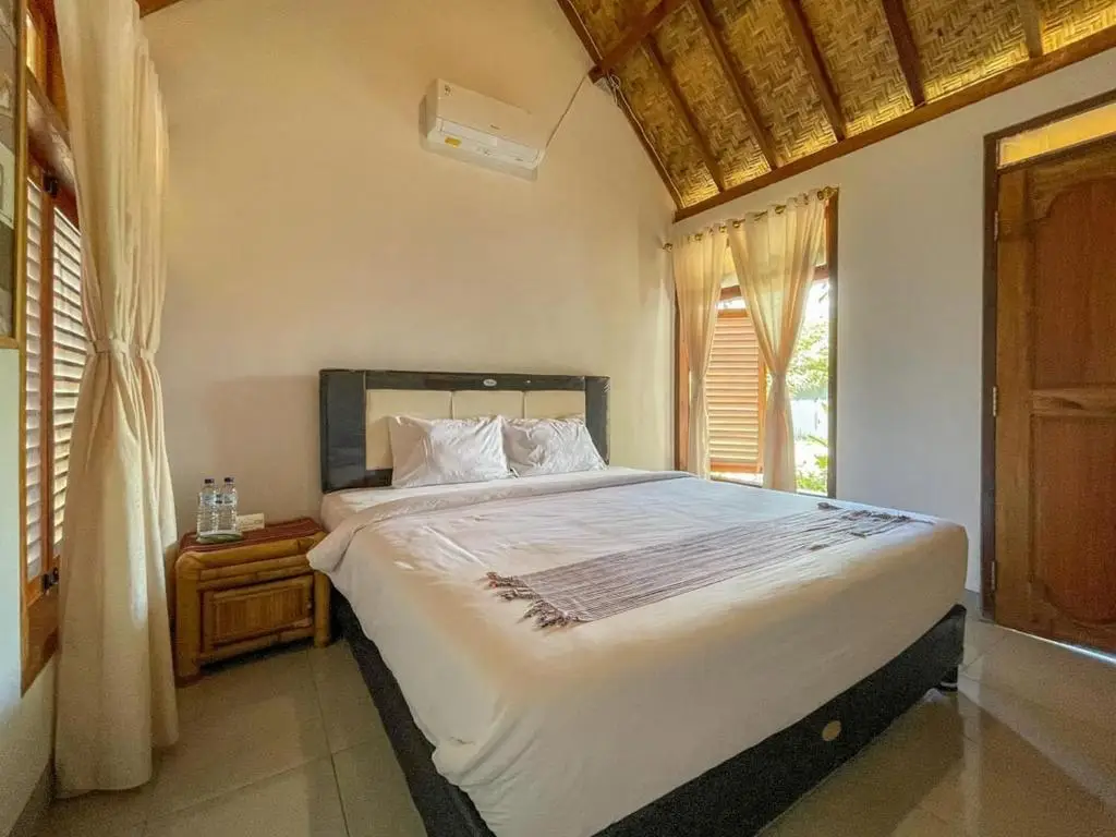 Jerowaru: Aira Homestay Near Pantai Kuta Mandalika