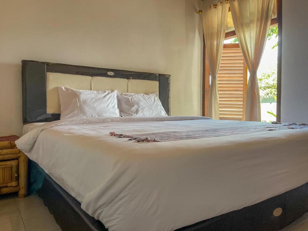 Jerowaru: Aira Homestay Near Pantai Kuta Mandalika