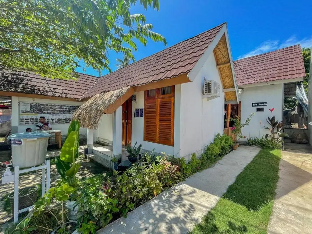 Jerowaru: Aira Homestay Near Pantai Kuta Mandalika