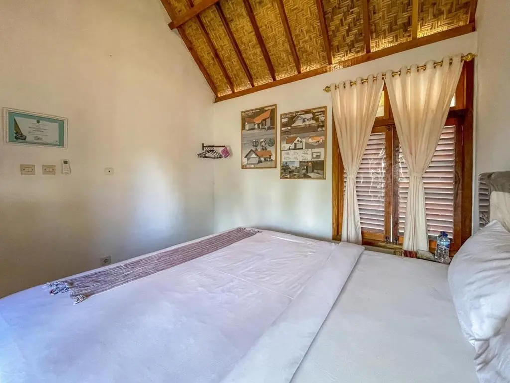 Jerowaru: Aira Homestay Near Pantai Kuta Mandalika