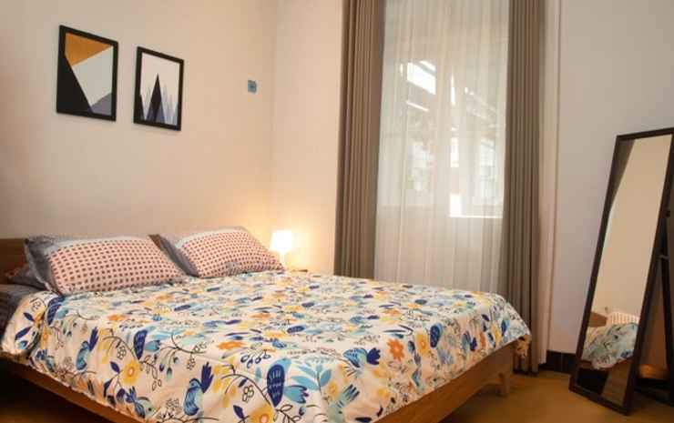 Пурвокерто: Huning House - 5 Bedrooms