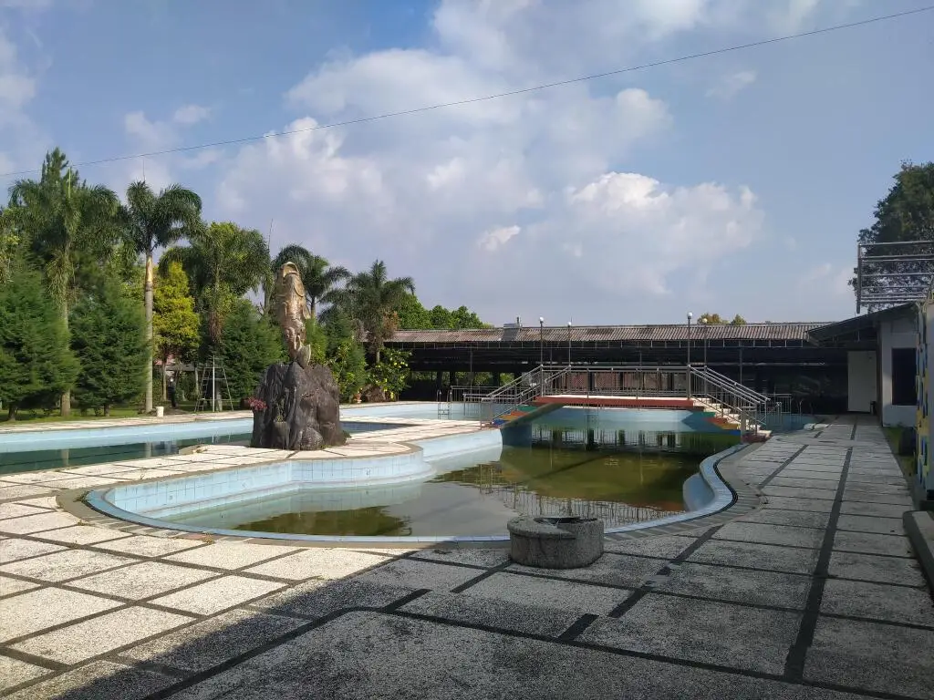 Лембанг: Capital O 90655 Hotel Nirwana Lembang