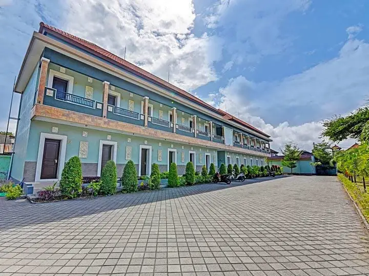 Кута: Capital O 91410 Matara Kuta Residence