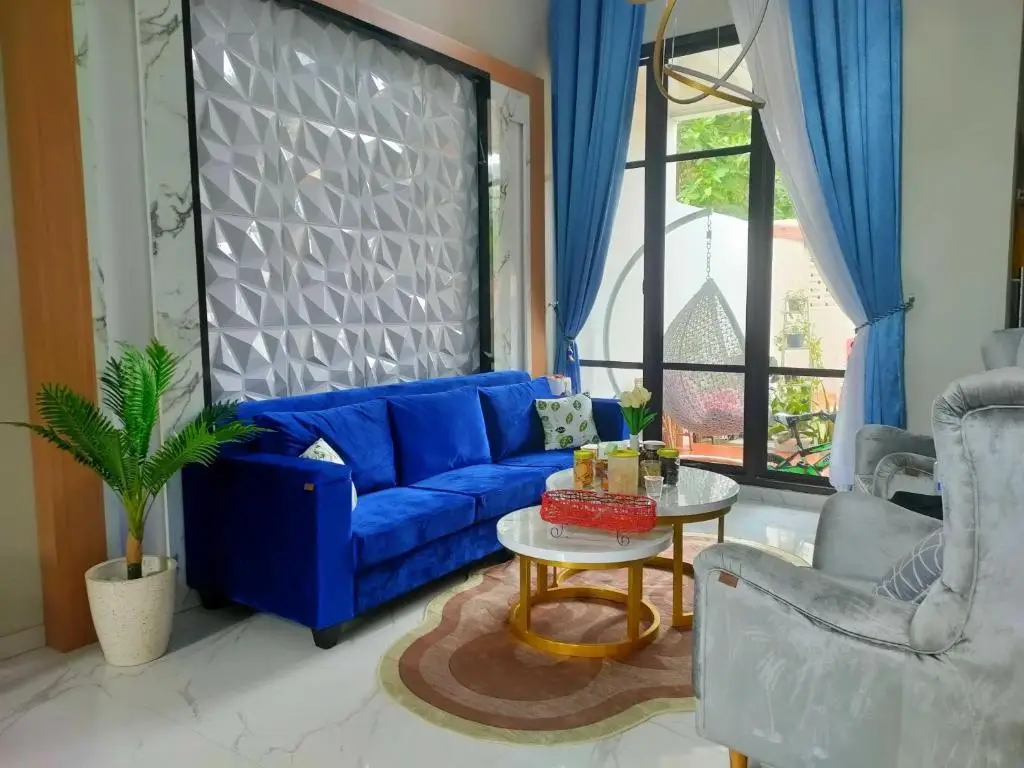 Express O 91277 Atiq Homestay Syariah — фото 1
