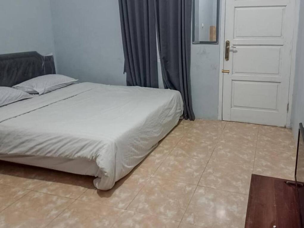 Чианджур: Eulis Hostel Syariah RedPartner