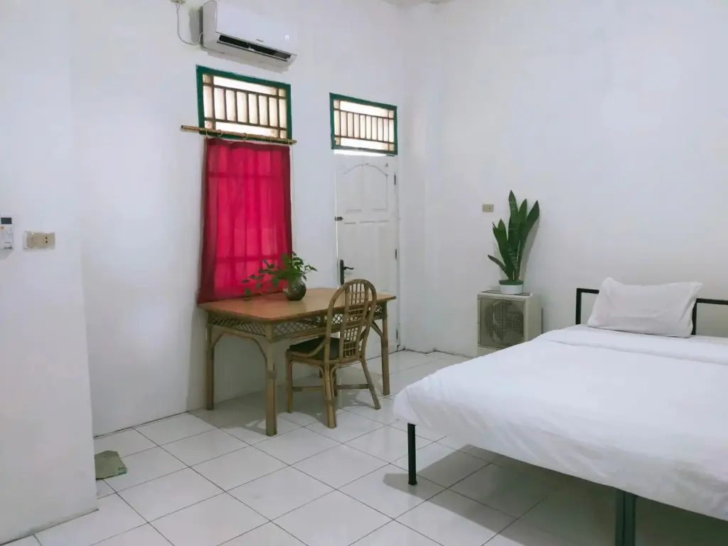 Палембанг: Ombai Guest House 27 Syariah RedPartner
