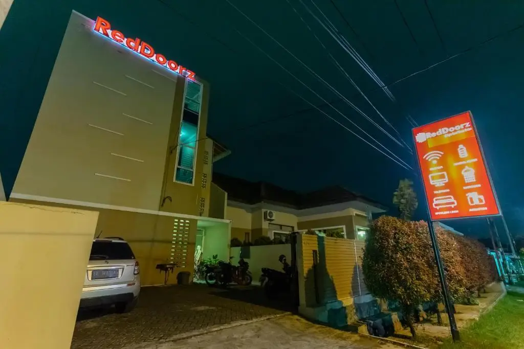 Медан: RedDoorz At Joyce Guest House Medan