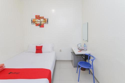 Сурабая: RedDoorz Plus At K23 Rungkut Madya