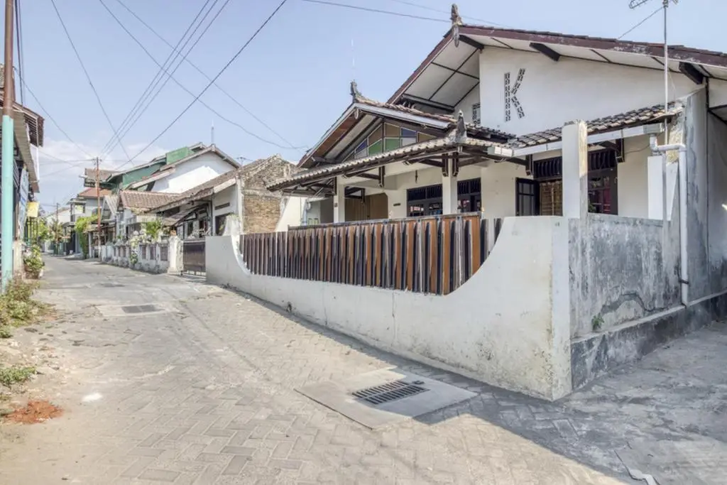 Батуретно: RedDoorz Syariah At Berlian Homestay Wirobrajan
