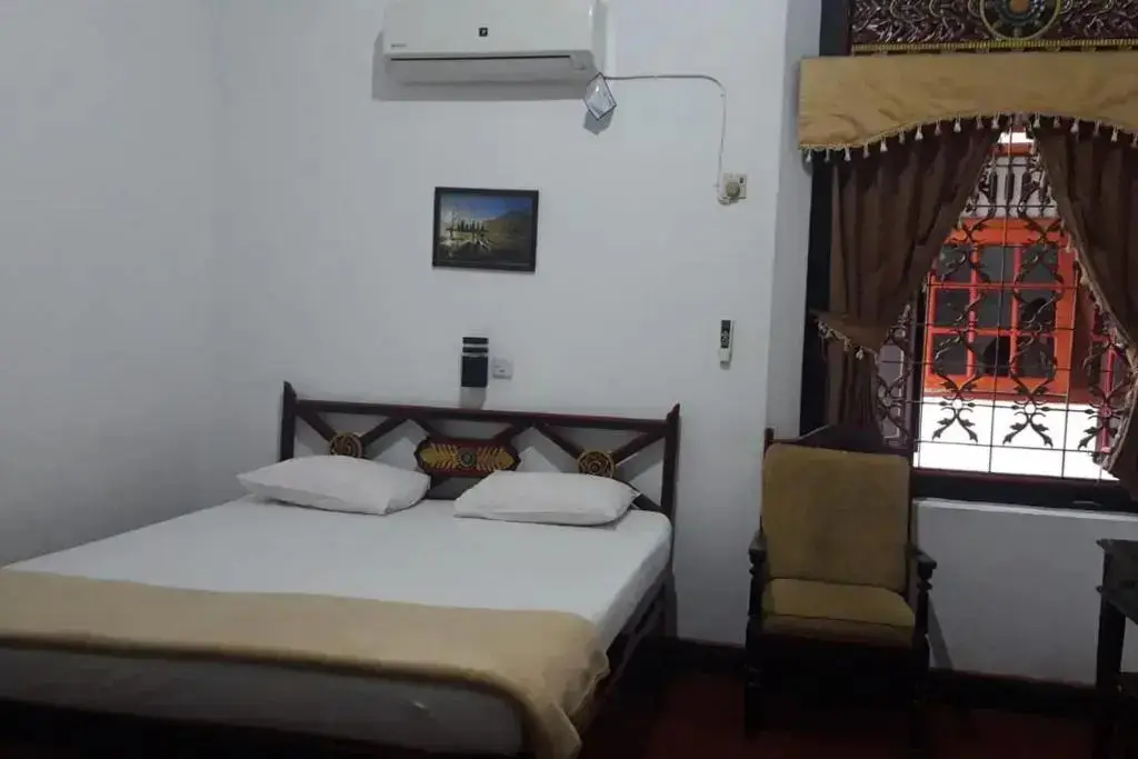 Сурабая: Koolkost at Tenggilis - Minimum Stay 30 Nights